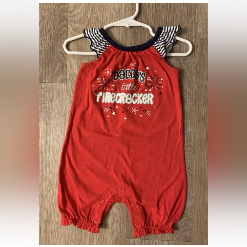 Celebrate! Girl’s Size 12 Months Red Romper Say’s ‘Daddy's Little Firecracker'